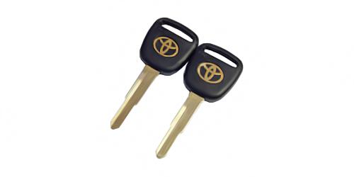 TOYO12P1 TY29RP42 TOY27RP TY35P Toyota лого зол. левый.